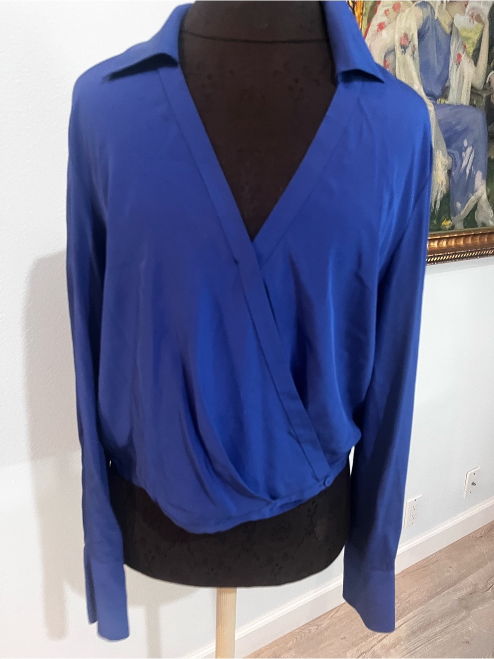 Diane Von Furstenberg Royal Blue Silk Wrap Blouse Size 8